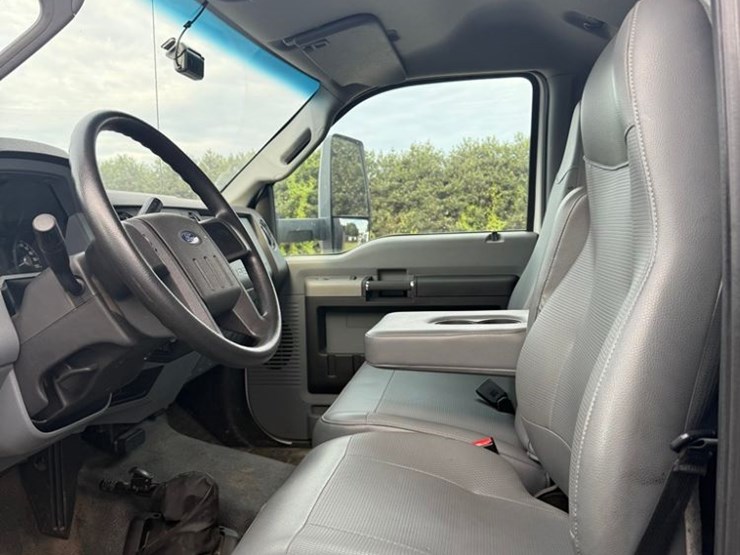 2018-ford-f650-image-7