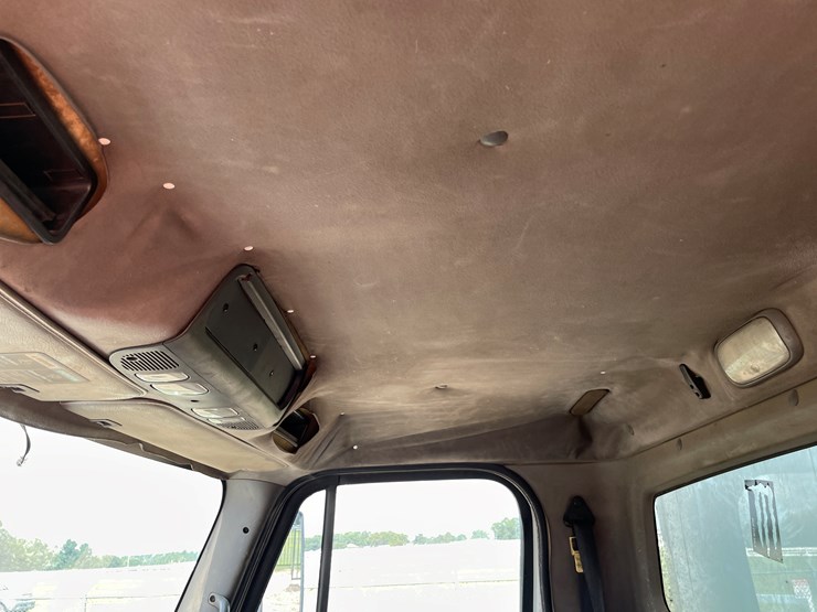 #2008-•-2008-freightliner-business-class-mr-box-truck-(has-mn-title)-image-34