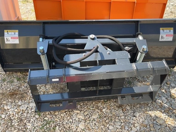 wolverine-skid-steer-hydraulic-84"-dozer-blade-image-2
