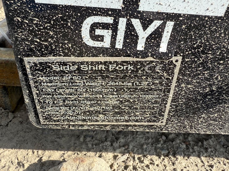#2000-•-#26268-•-unused-giyi-60"-skid-steer-side-shift-fork-dcyhc2507193-image-6