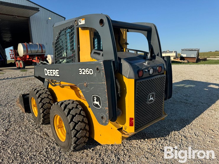 2011-deere-326d-image-7