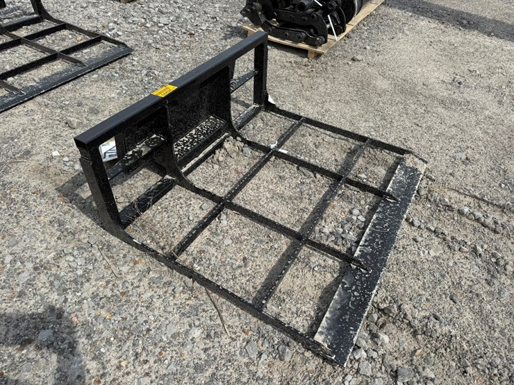#230-•-#26293-•-unused-giyi-mini-skid-steer-land-leveler-pdq2507180-image-2