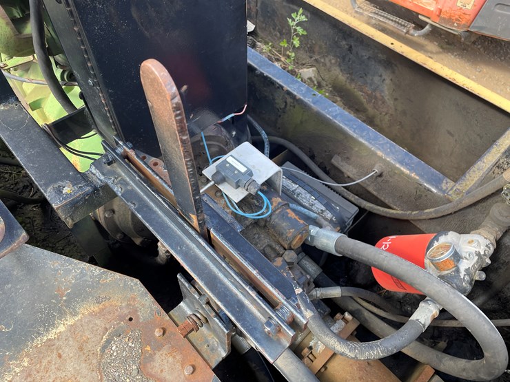 #2018-•-bros-rubber-tire-roller-image-25