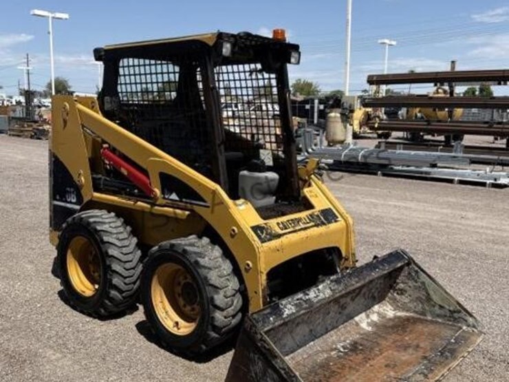 caterpillar-216b-image-4