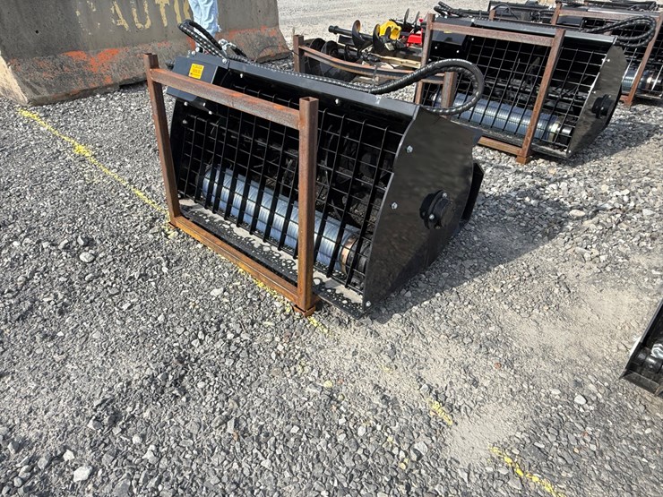 #2000-•-#26308-•-unused-giyi-skid-steer-concrete-mixer-fdjbd2507217-image-1