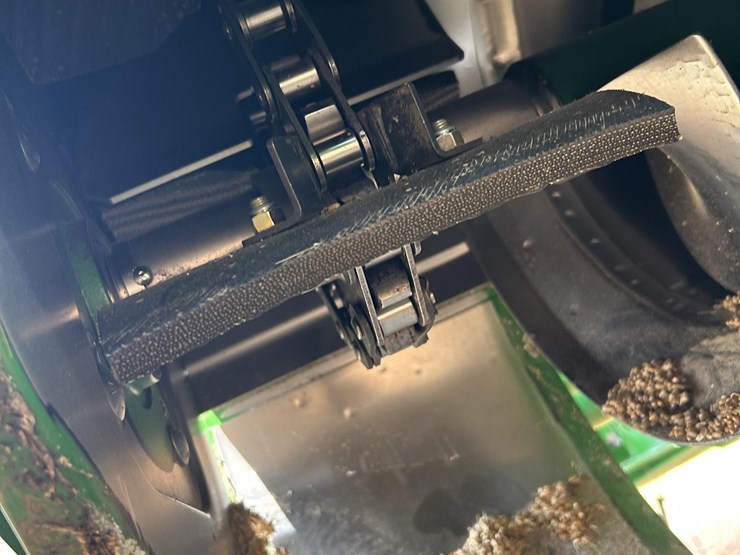 2021-john-deere-s790-image-61