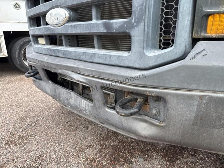 2006-ford-f450-image-22
