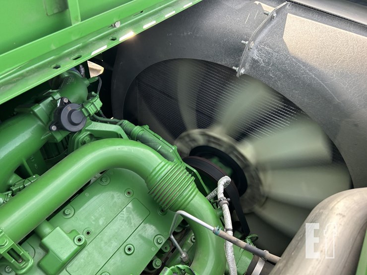 2021-john-deere-s790-image-107