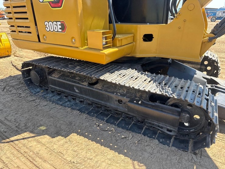 2016-caterpillar-306e-image-13