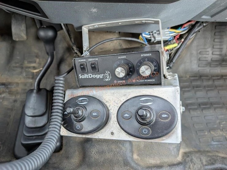 2015-ford-f350-image-51