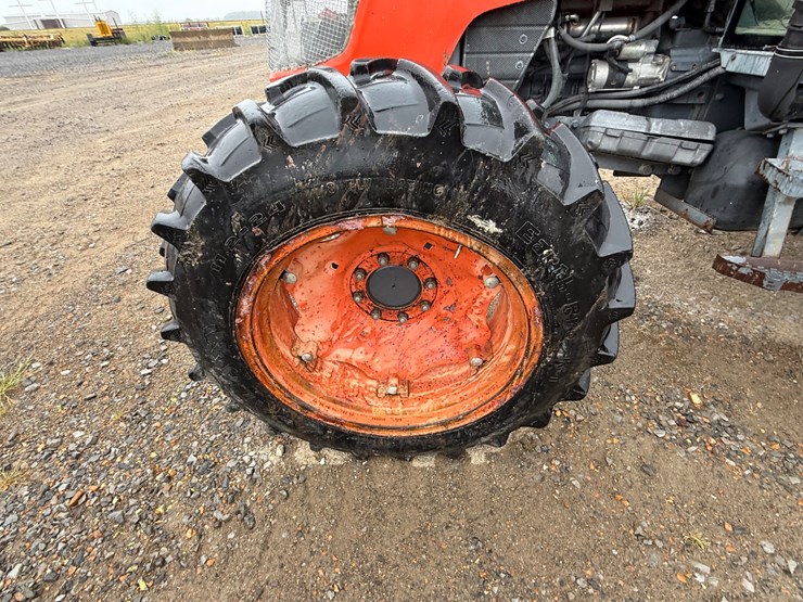 kubota-m9540-image-17