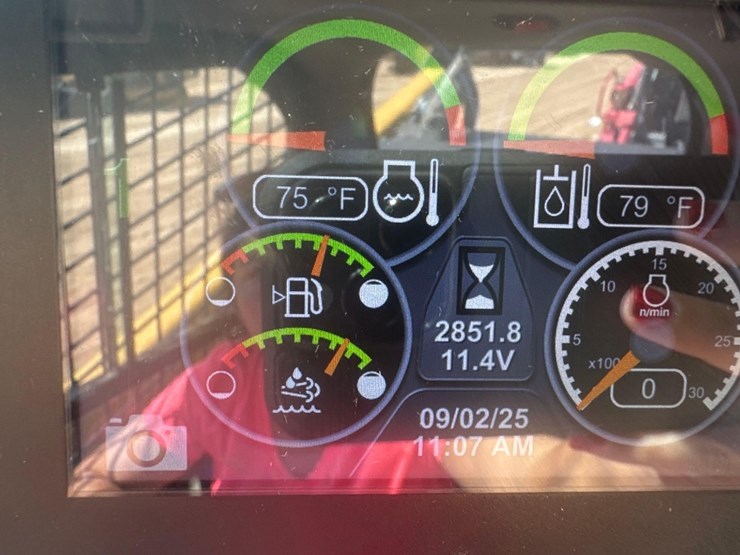2018-caterpillar-299d2-image-29