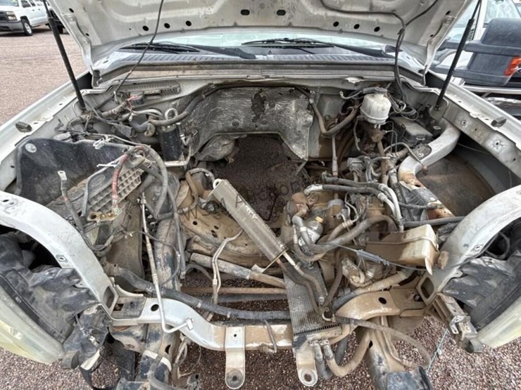 2010-ford-f550-image-10