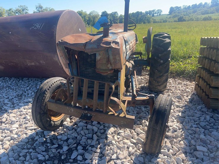 ford-3000-image-2