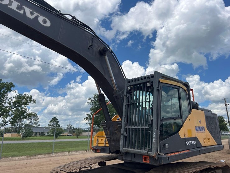 2017-volvo-ec250el-image-25