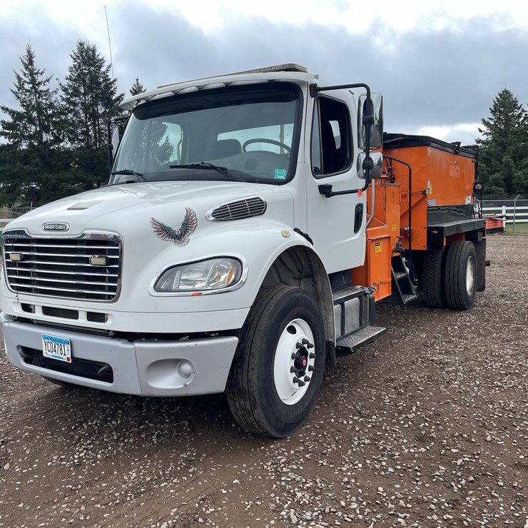 #2147 • 2013 Freightliner Patch Truck (Has MN Title)