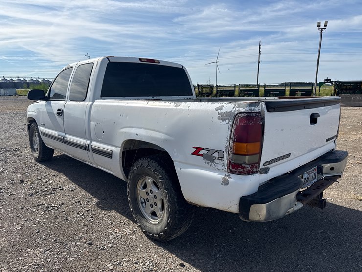 2002-chevrolet-1500-image-6