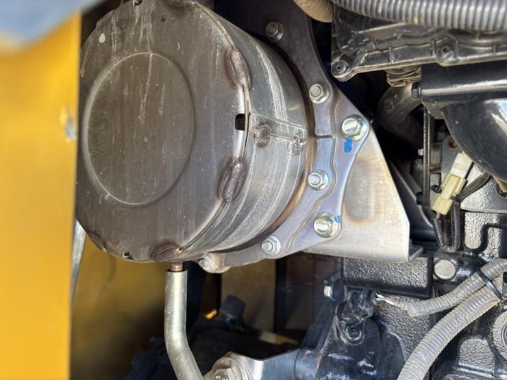 2023-deere-60g-image-50