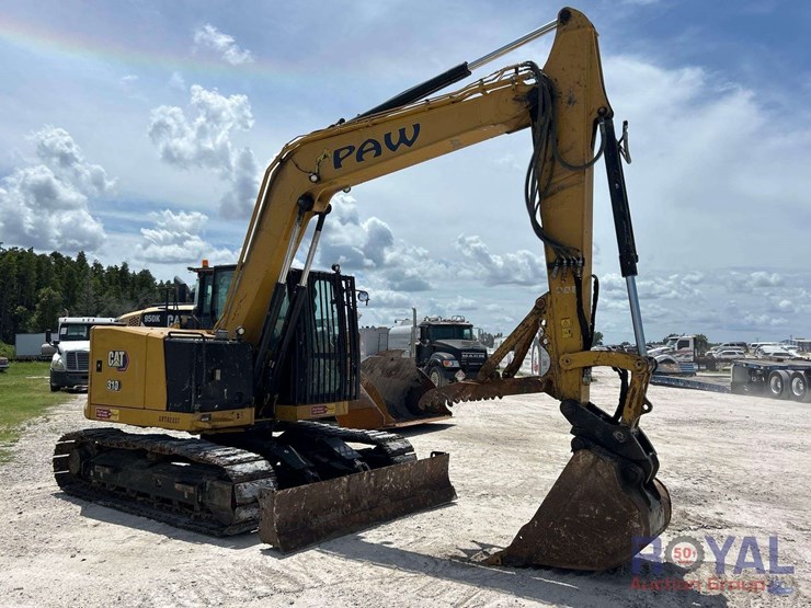 2022-caterpillar-310-image-2