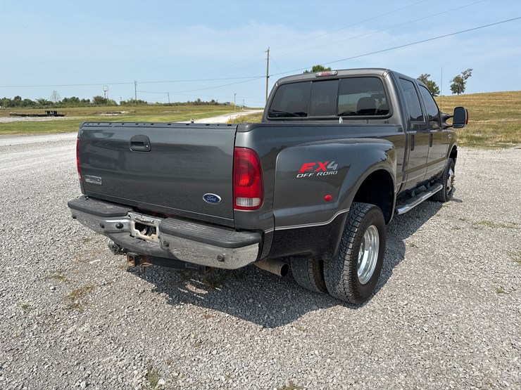 2006-ford-f350-image-3