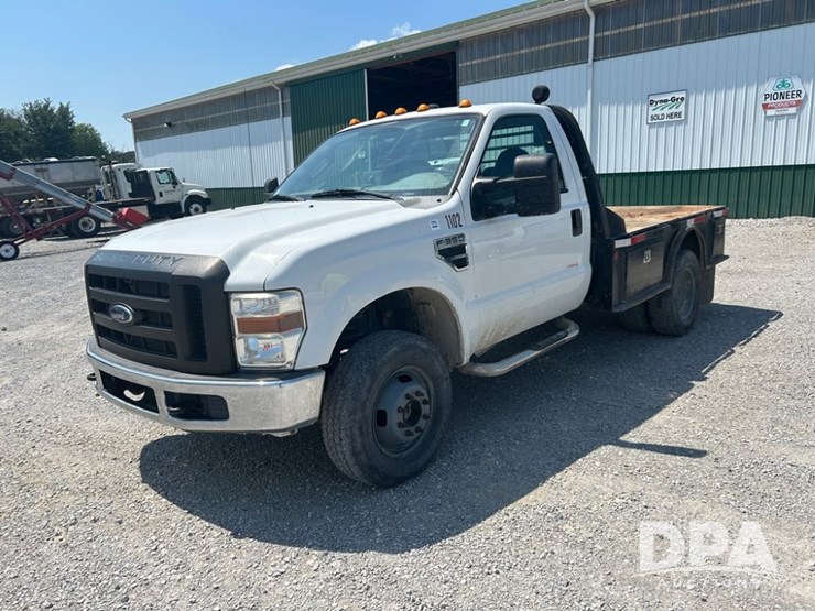 2010-ford-f350-xl-image-29