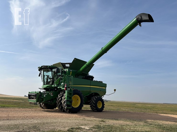 2021-john-deere-s790-image-12
