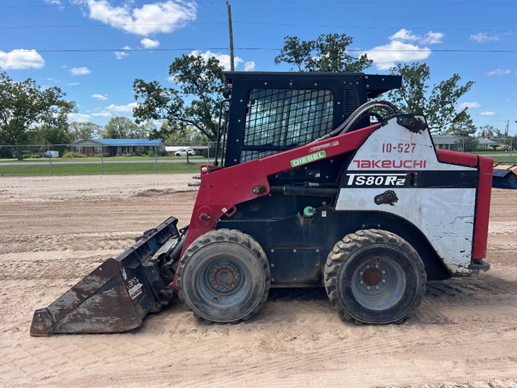 takeuchi-ts80r2-image-1