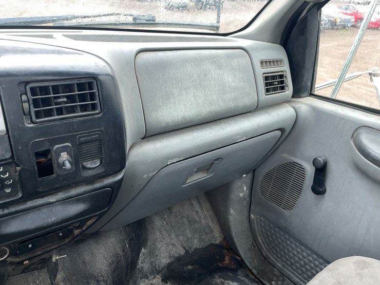 2006-ford-f650-image-49