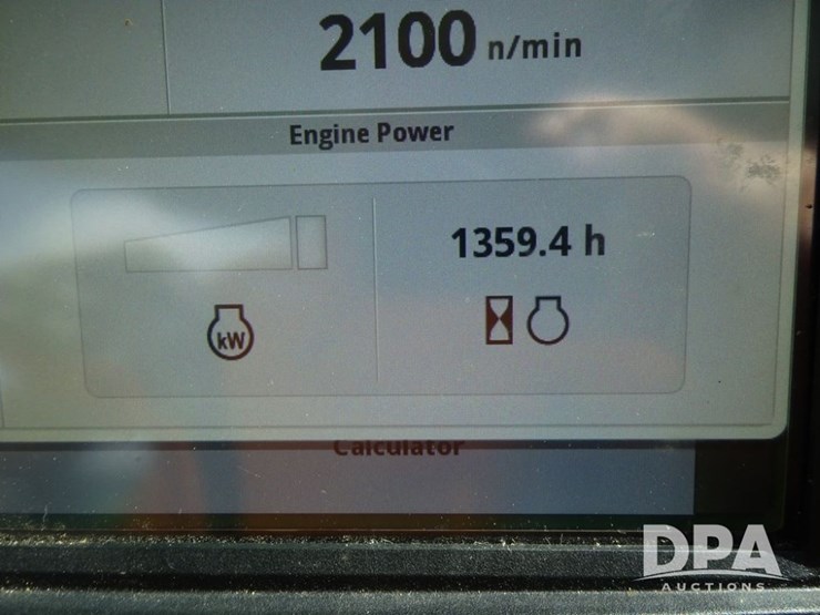 2019-john-deere-f4365-image-156