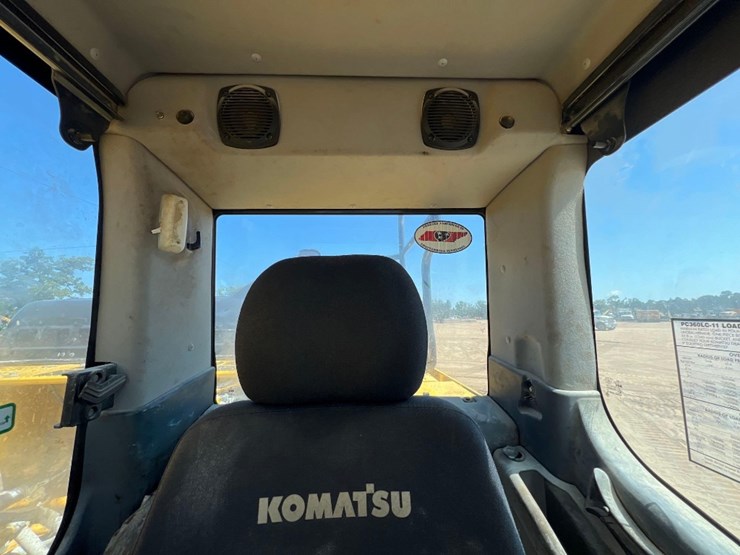 2023-komatsu-pc360-lc-11-image-45