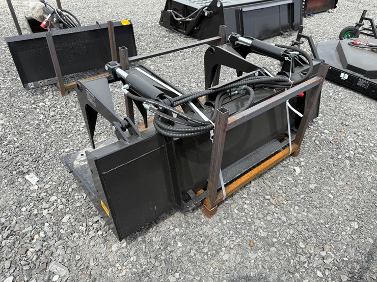 #2000-•-#26527-•-unused-giyi-gy-pg72c-72"-skid-steer-plate-grabber-c-pbzmq722507144-image-1