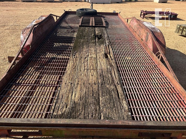 w-w-equipment-trailer-16'-image-10