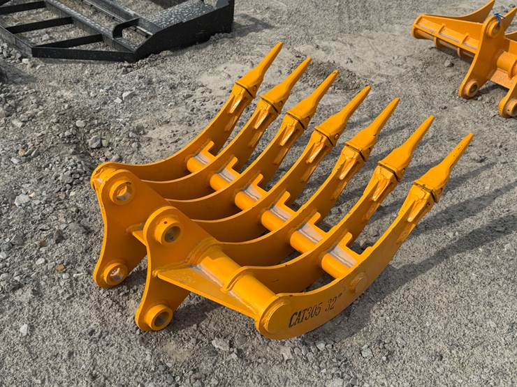 2000-caterpillar-305-image-3