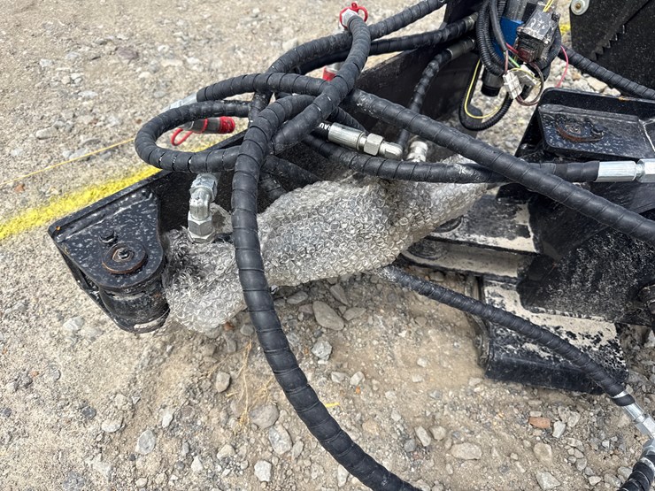 #230-•-#26349-•-unused-giyi-mini-skid-steer-stump-grinder-szymj250736-image-10