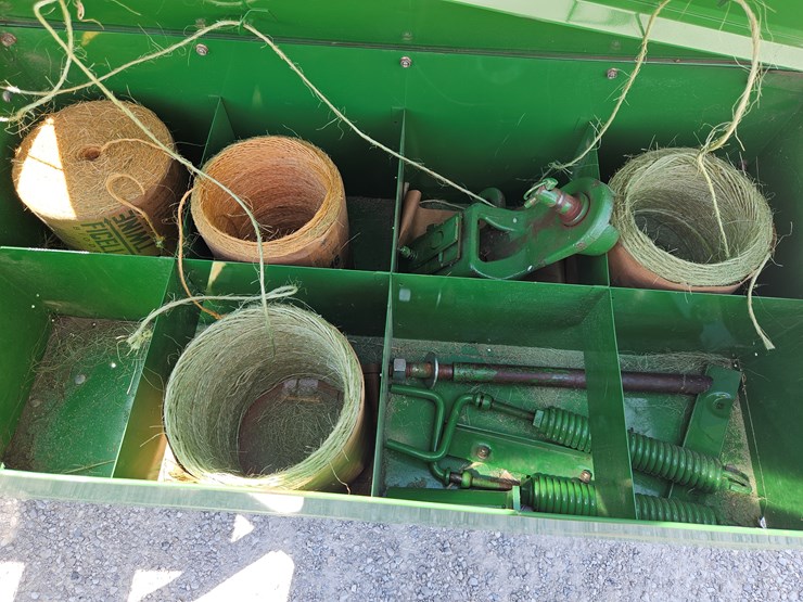 2011-john-deere-338-image-7
