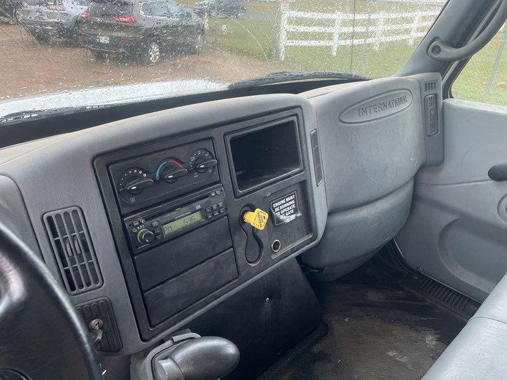 2007-international-durastar-4300-image-32