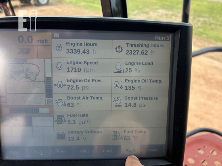 2015-case-ih-8240-image-88