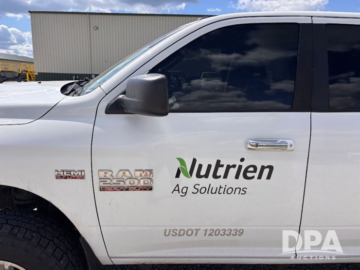 2016-dodge-ram-2500-image-23