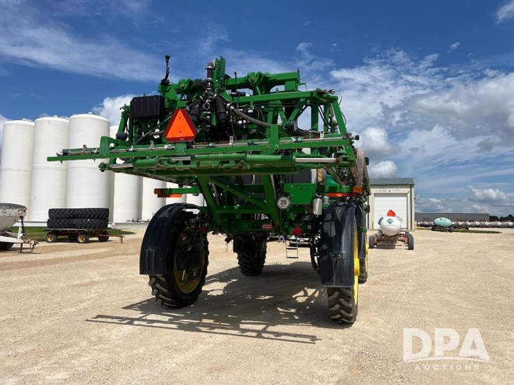 2014-john-deere-r4038-image-14