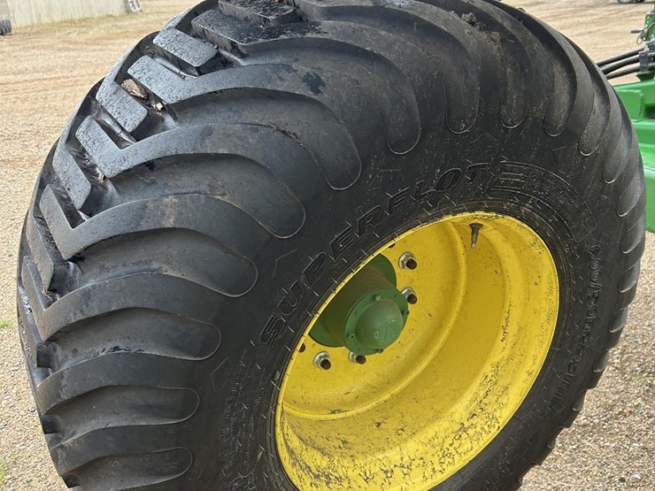 2021-john-deere-2680h-image-11