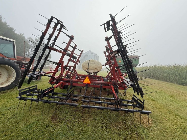 case-ih-4800-image-10