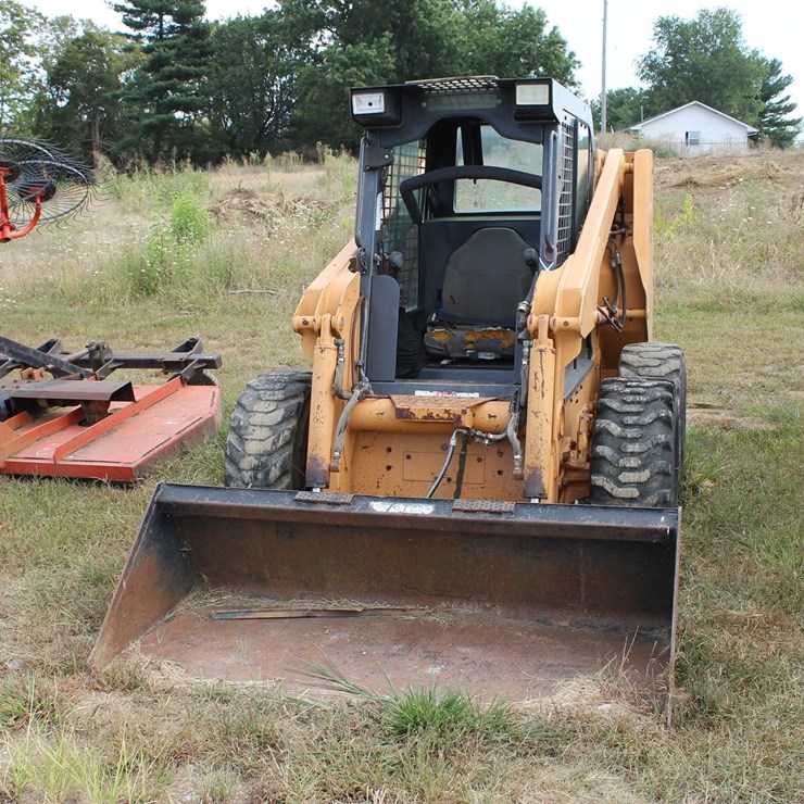 CASE 70 XT