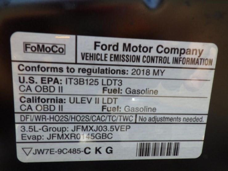 2018-ford-explorer-image-13