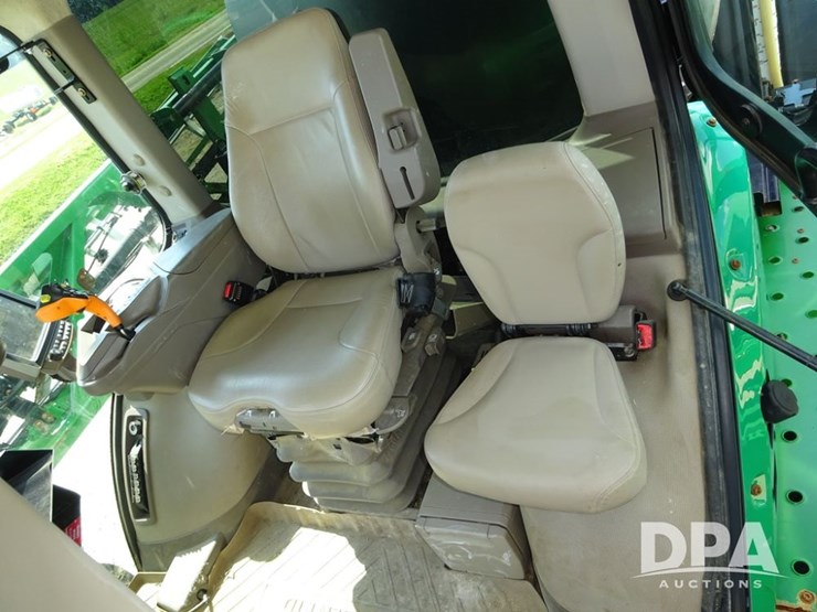 2019-john-deere-f4365-image-138
