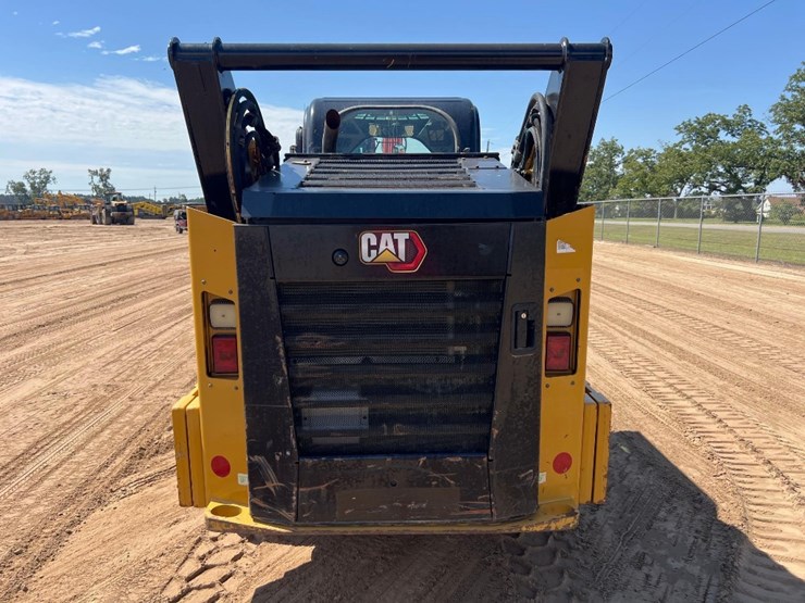 2022-caterpillar-272d3-image-3