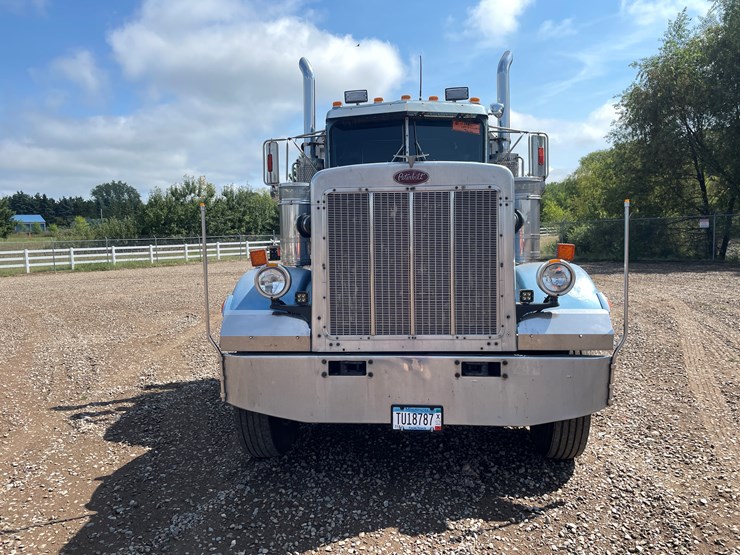 #2148-•-1985-peterbilt-359-truck-tractor-(has-mn-title)-image-8