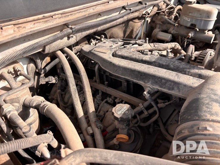 2012-chevrolet-3500-image-51