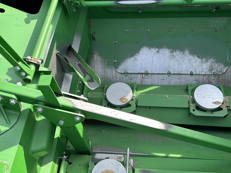 2021-john-deere-s790-image-114