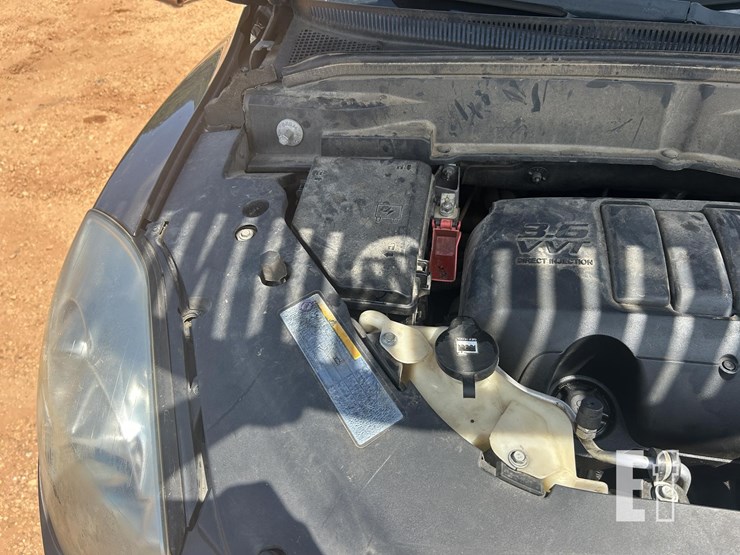2011-buick-enclave-image-32