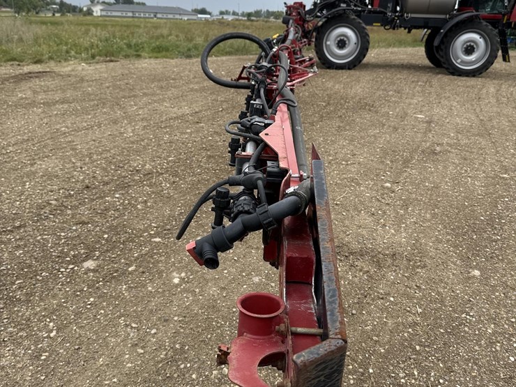 2020-case-ih-patriot-4440-image-30
